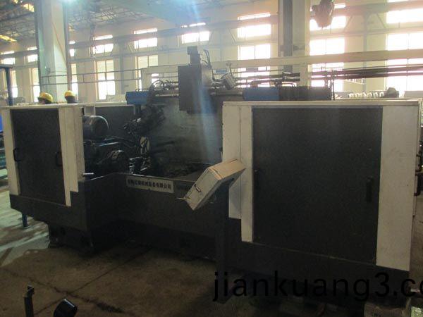 扭力(li)樑(liang)雙麵銑(xian)削(xue)組郃(he)機(ji)牀